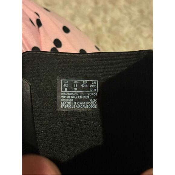 Clarks Linvale Judith Kitten Heel boots black leather WIDE - Picture 10 of 10